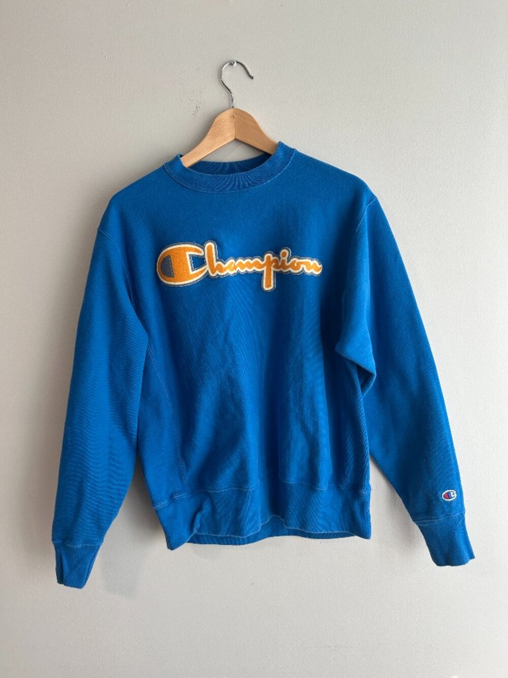 Vintage Champion Reverse Weave Crewneck Sweatshirt | Blue | Men's Medium